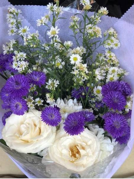 Workshop table with locally sourced blooms